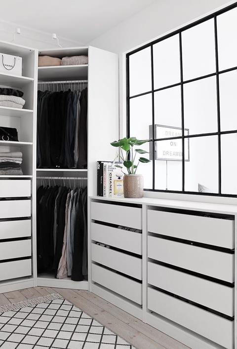 6 Walk-in Wardrobe Styles You’ll Instantly Fall In Love With